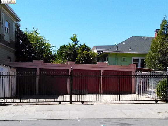 5th image of 847 E 18th St