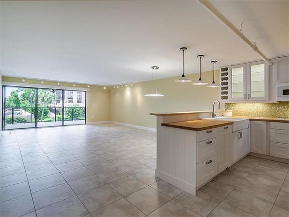 2nd image of 755 S Palm Ave APT 104