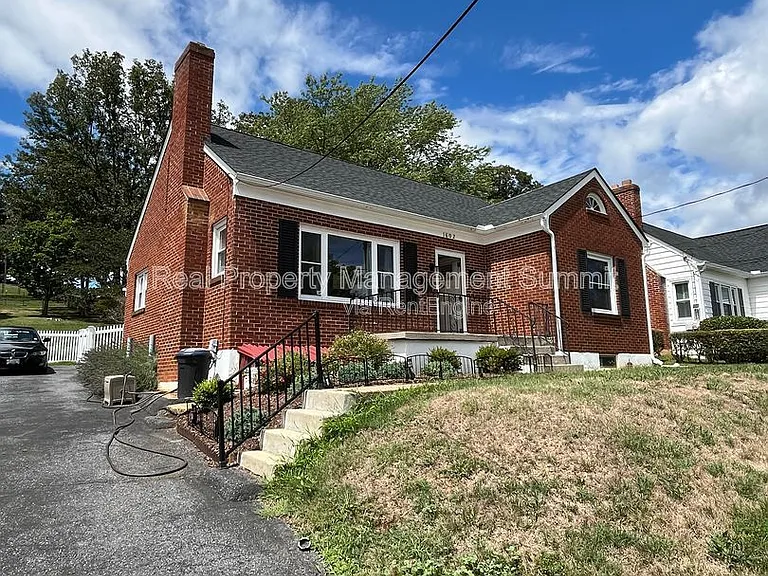 1602 Terrace St — Photo 25