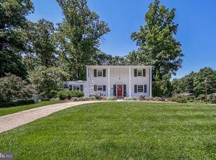 8224 Kings Arm Dr, Alexandria, VA 22308