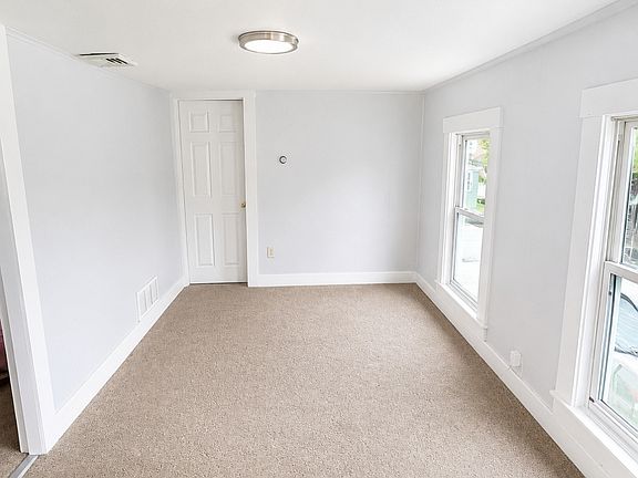 2nd image of 41 Palm St #41.5