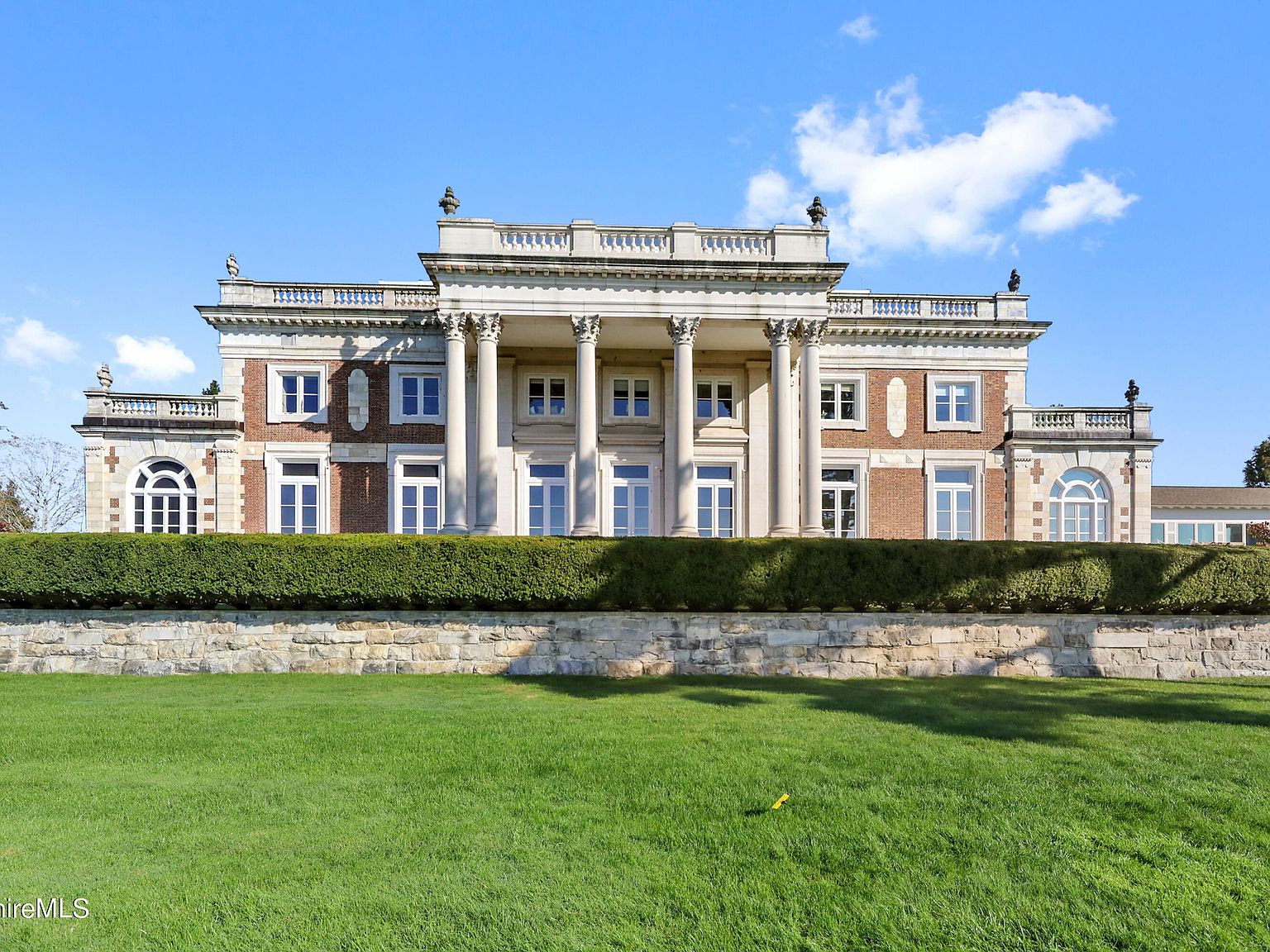 【container】MAISON SPECIAL MA-1 White Repair/Mailing Box - P1 - 3-5/8