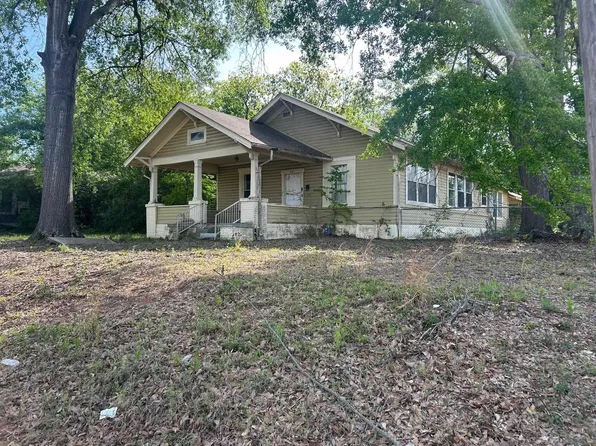 1101 Gordon St, Marshall, TX 75670