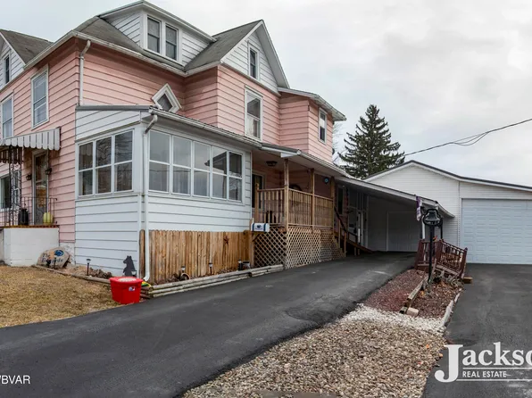 644 Cemetery St, Jersey Shore, PA 17740