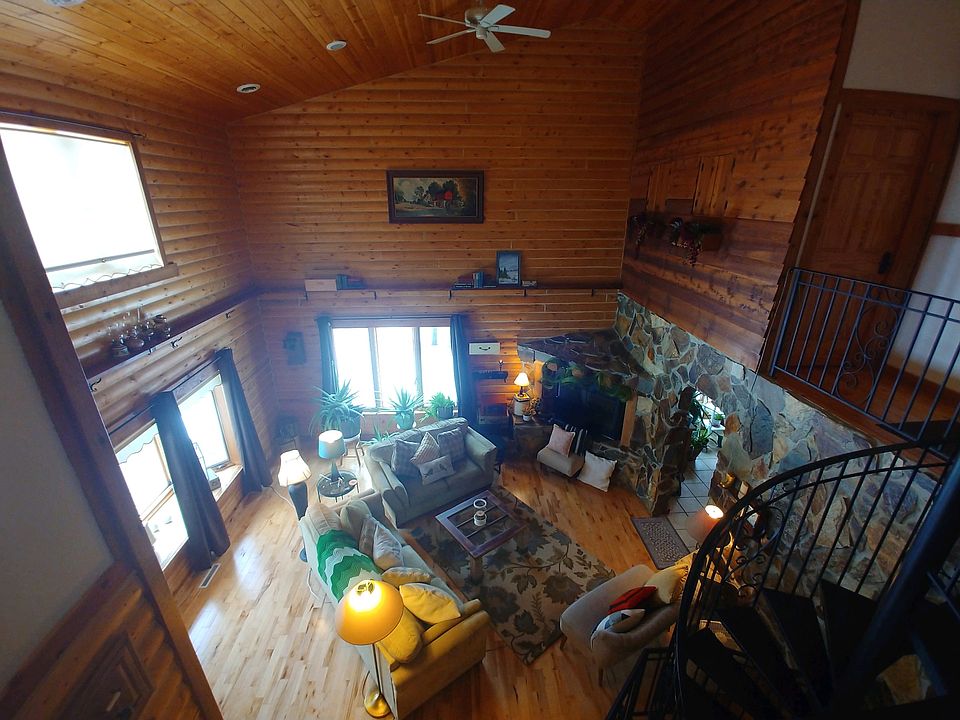 2nd Story View of Family Rm