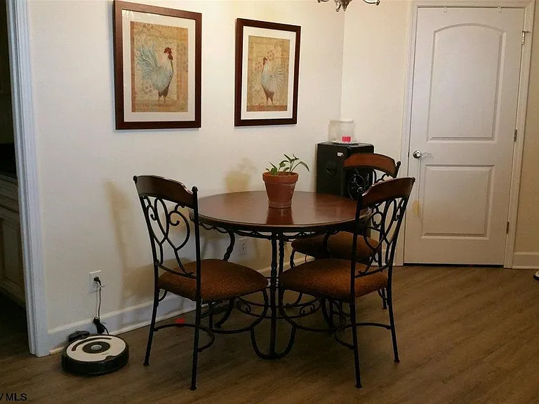 17 Casual St — Photo 14