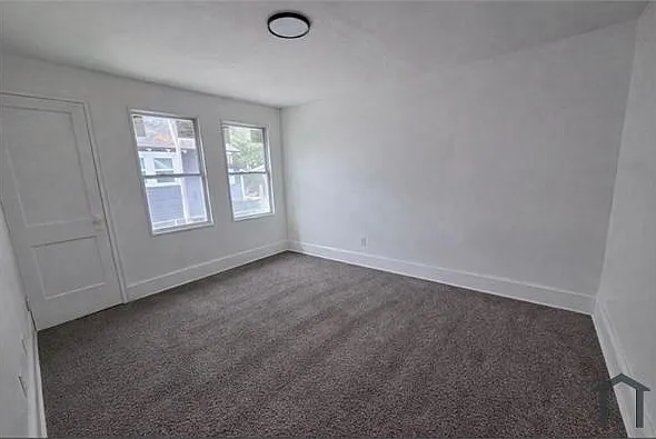 3 bed, 2973 sqft, $1,875 — Photo 3