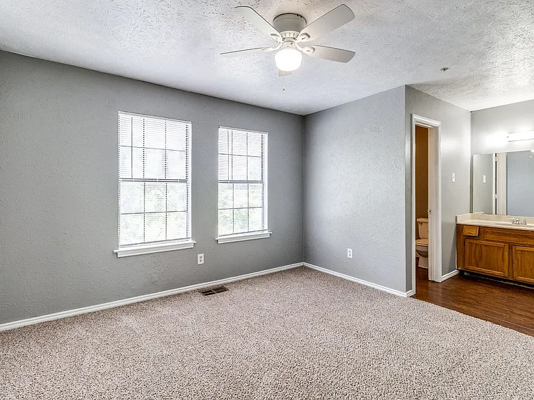 2354 Little Pocket Rd — Photo 10