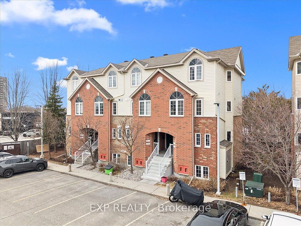 1st image of 57 Steele Park Point