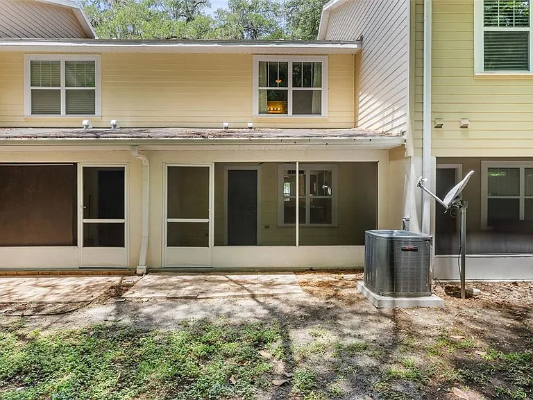 4605 SW 48th Dr #155 — Photo 20