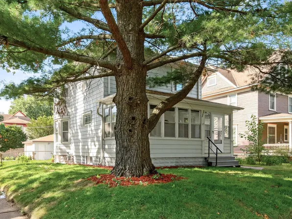 1702 Minnehaha Ave W, Saint Paul, MN 55104