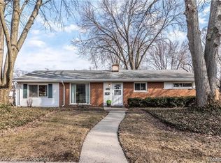 18598 Whitby St, Livonia, MI 48152