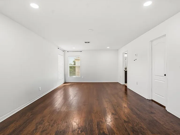 3332 Whistling Trl — Photo 22