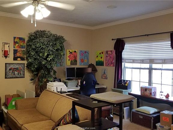 4th image of 1702 Deacon Dr APT 106