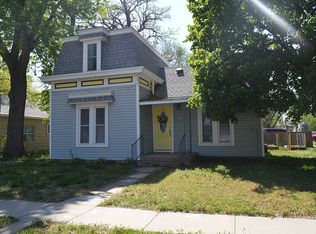 125 N 4th St, Sterling, KS 67579