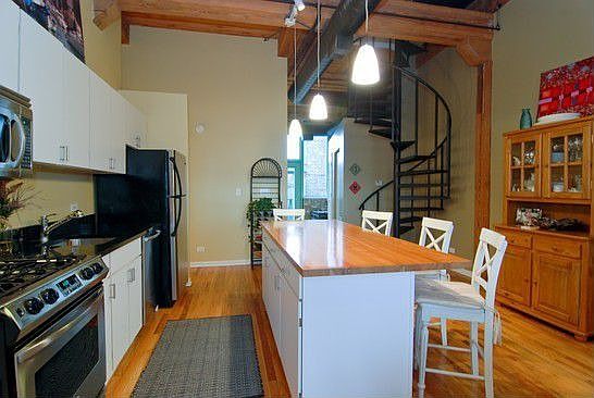 4th image of 1701 N Damen Ave APT 304