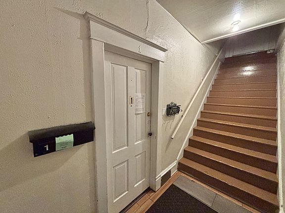 3rd image of 1613 W Pacific Ave #1