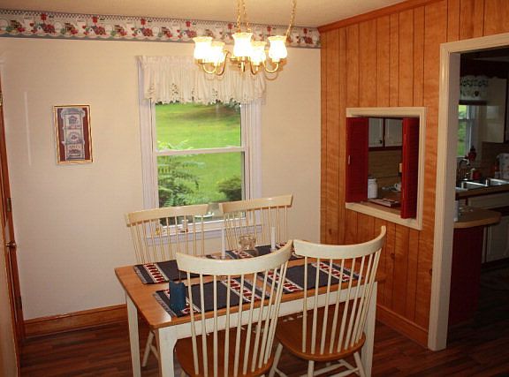 3rd image of 66 Heritage Ct