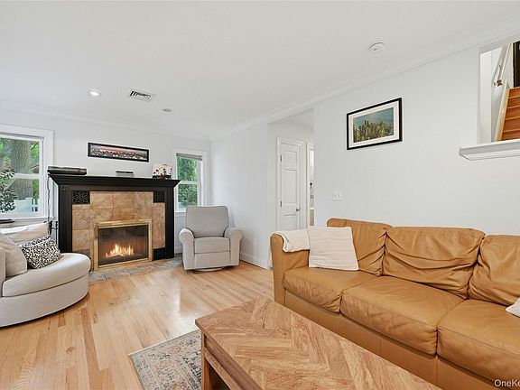 3rd image of 58 Seawanhaka Avenue