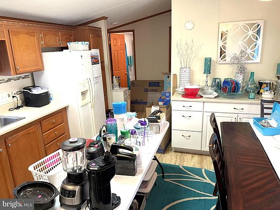 2nd image of 7959 Telegraph Rd Trailer 15