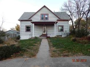 213 W 2nd St, Stromsburg, NE 68666