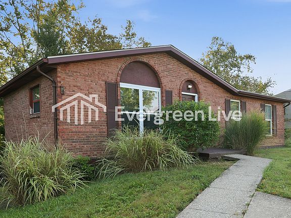 2nd image of 822 Cox Rd