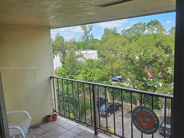 11925 NE 2nd Ave #B403 — Photo 9