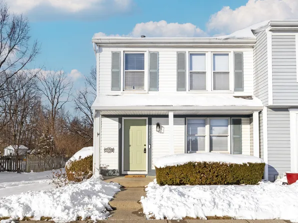 4942 Pike View Dr, Indianapolis, IN 46268