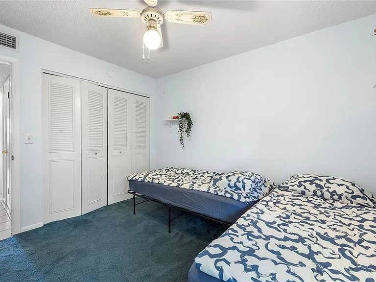 2525 W Bay Dr #C21 — Photo 27