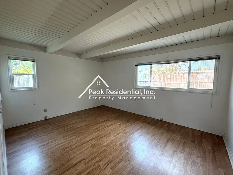 2815 Santa Paula Ct — Photo 12