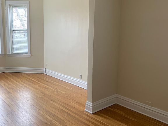 2nd image of 4435 N Lowell Ave #2