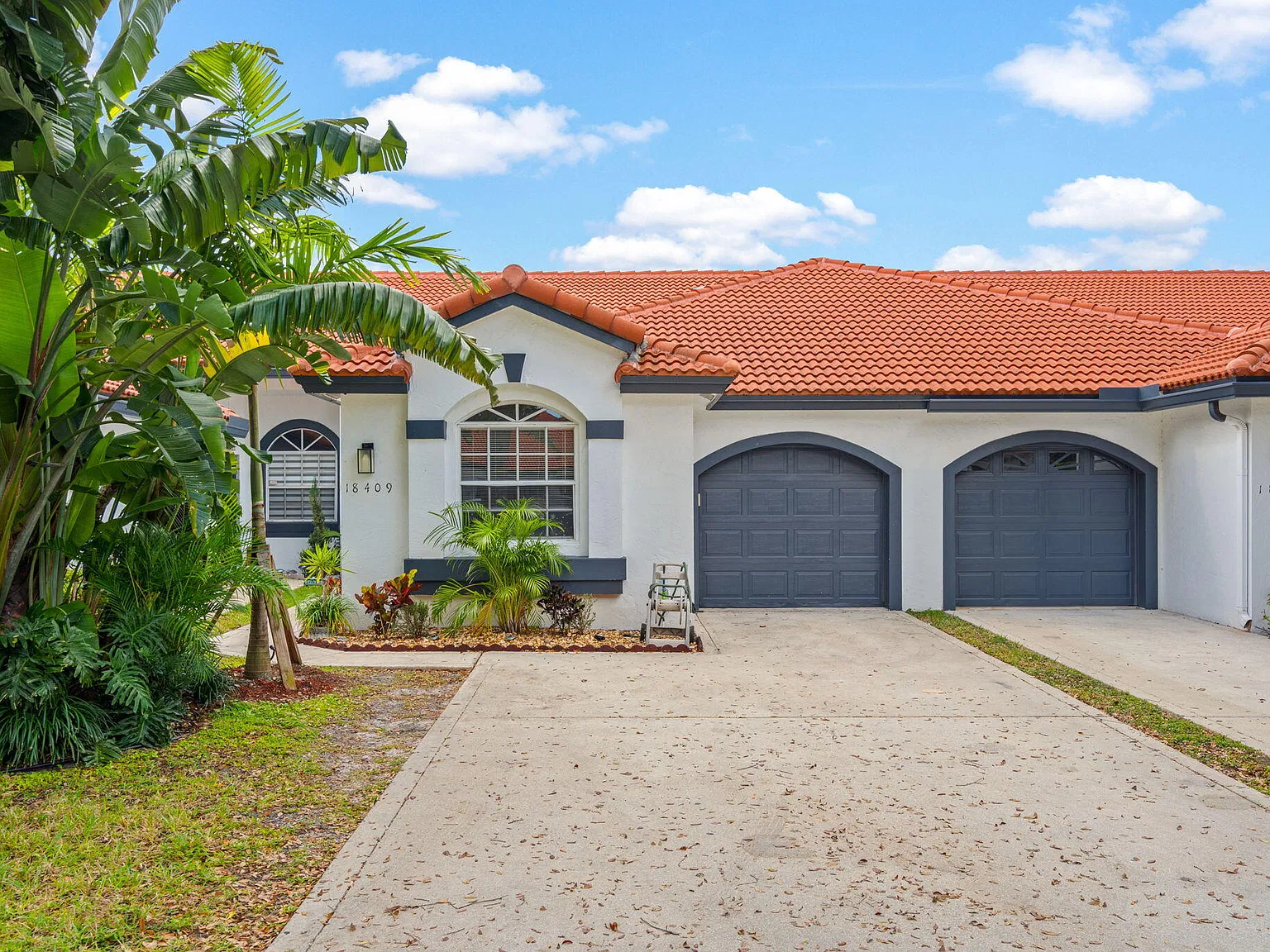 3 bed, 2.0 bath, 1530 sqft, $3,800 — Photo 1