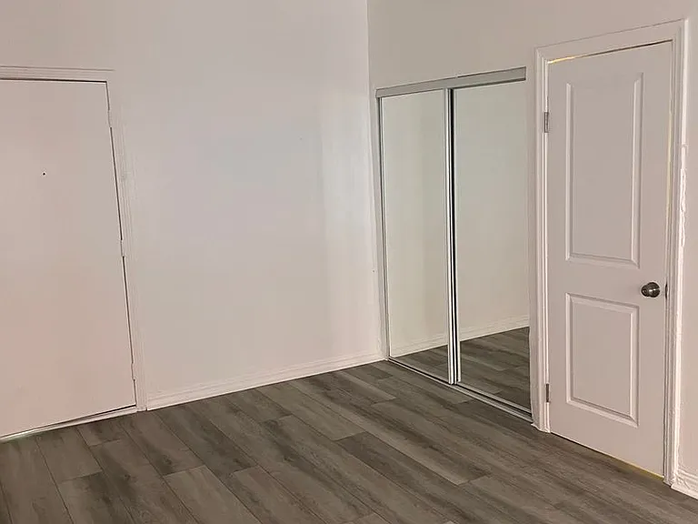 1438 Wright LLC — Photo 2