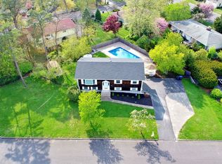 1304 Wedgewood Rd, Wall Township, NJ 07762