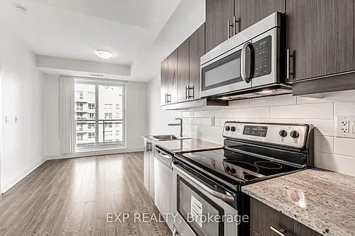 17 Kenaston Gdns Photo 1