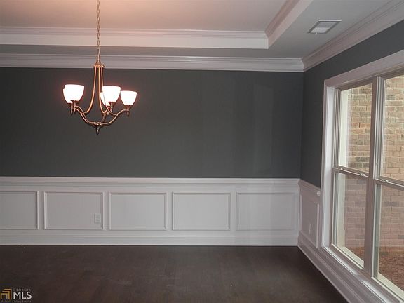 5th image of 775 Alberta Dr #166