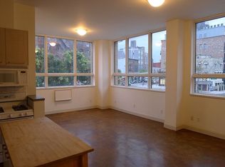 137 Roebling St #1, Brooklyn, NY 11211