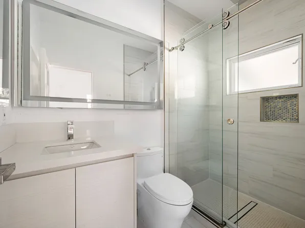 117 W Channel Rd #117, Santa Monica, CA 90402