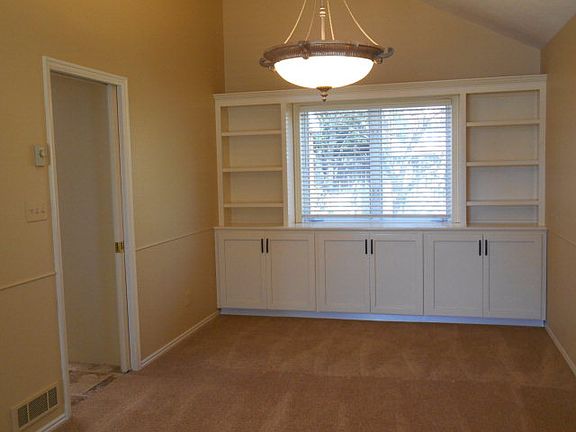 5th image of 3105 Escalante Ave
