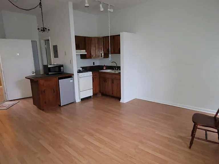 128 N Main St #3 — Photo 1