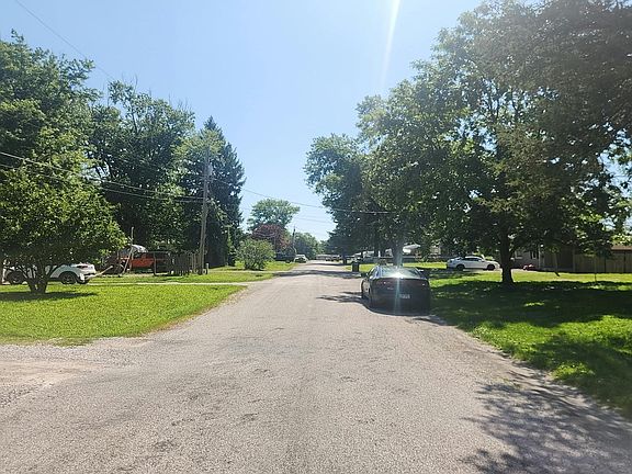 4th image of 532 Pembroke Dr