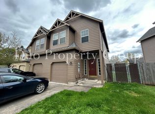 617 S 41st Ct, Springfield, OR 97478