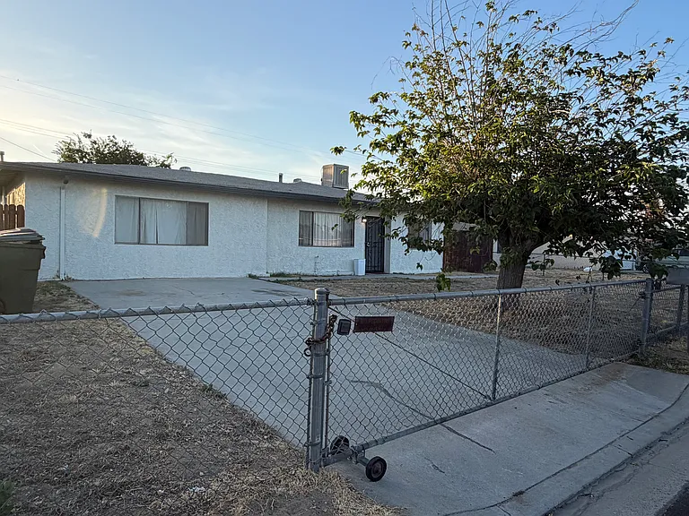 7777 Colwyn Ave — Photo 1