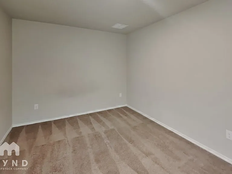 4220 Thalweg Way — Photo 7