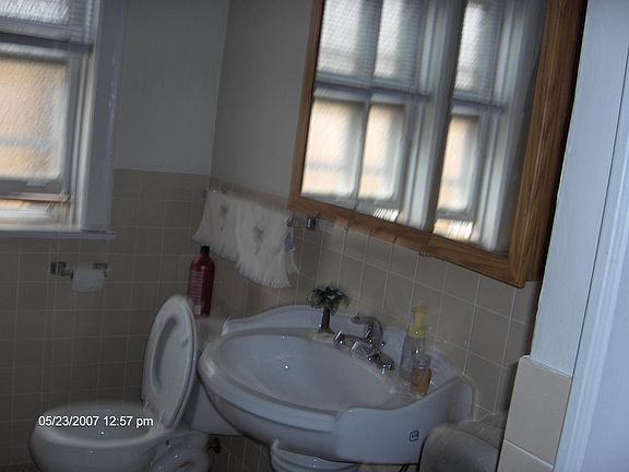 4th image of 4920 N Hoyne Ave APT 3