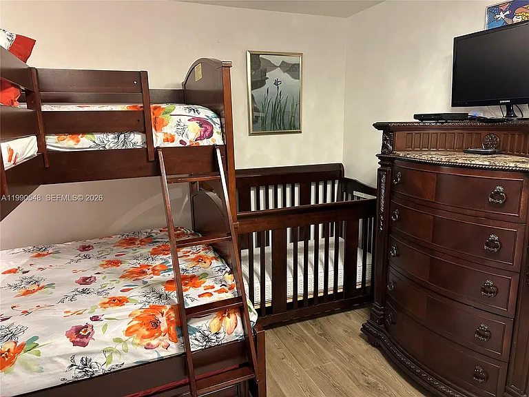 6039 Collins Ave #1431 — Photo 7