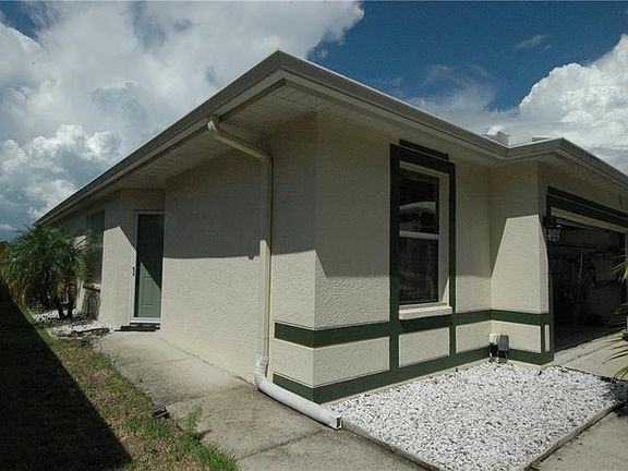 4th image of 7824 Bristol Park Dr