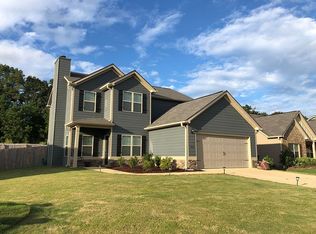 802 Gwynnes Way, Opelika, AL 36804