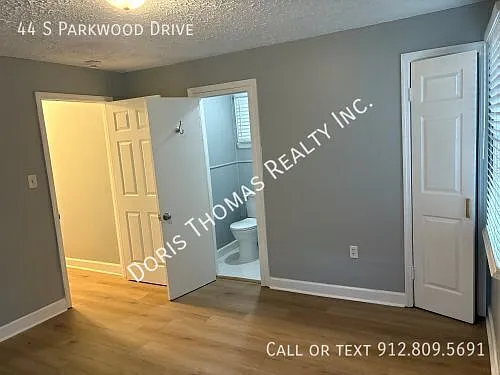 44 S Parkwood Dr — Photo 6