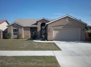 2646 N Shady Ct, Visalia, CA 93291